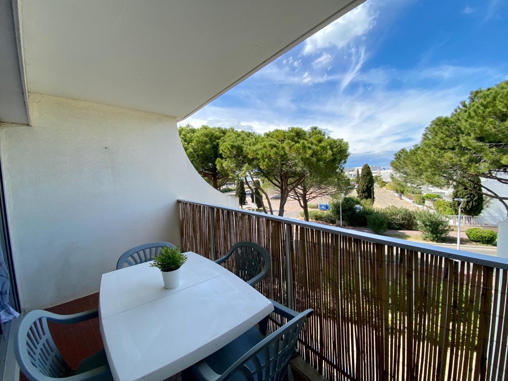 Апартаменты Les Caravelles Port Camargue Ле-Гро-дю-Руа Экстерьер фото